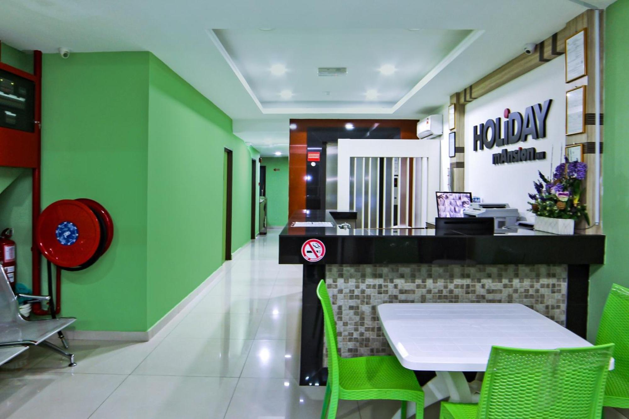 Oyo 44054 Holiday Mansion Inn Sibu Dış mekan fotoğraf
