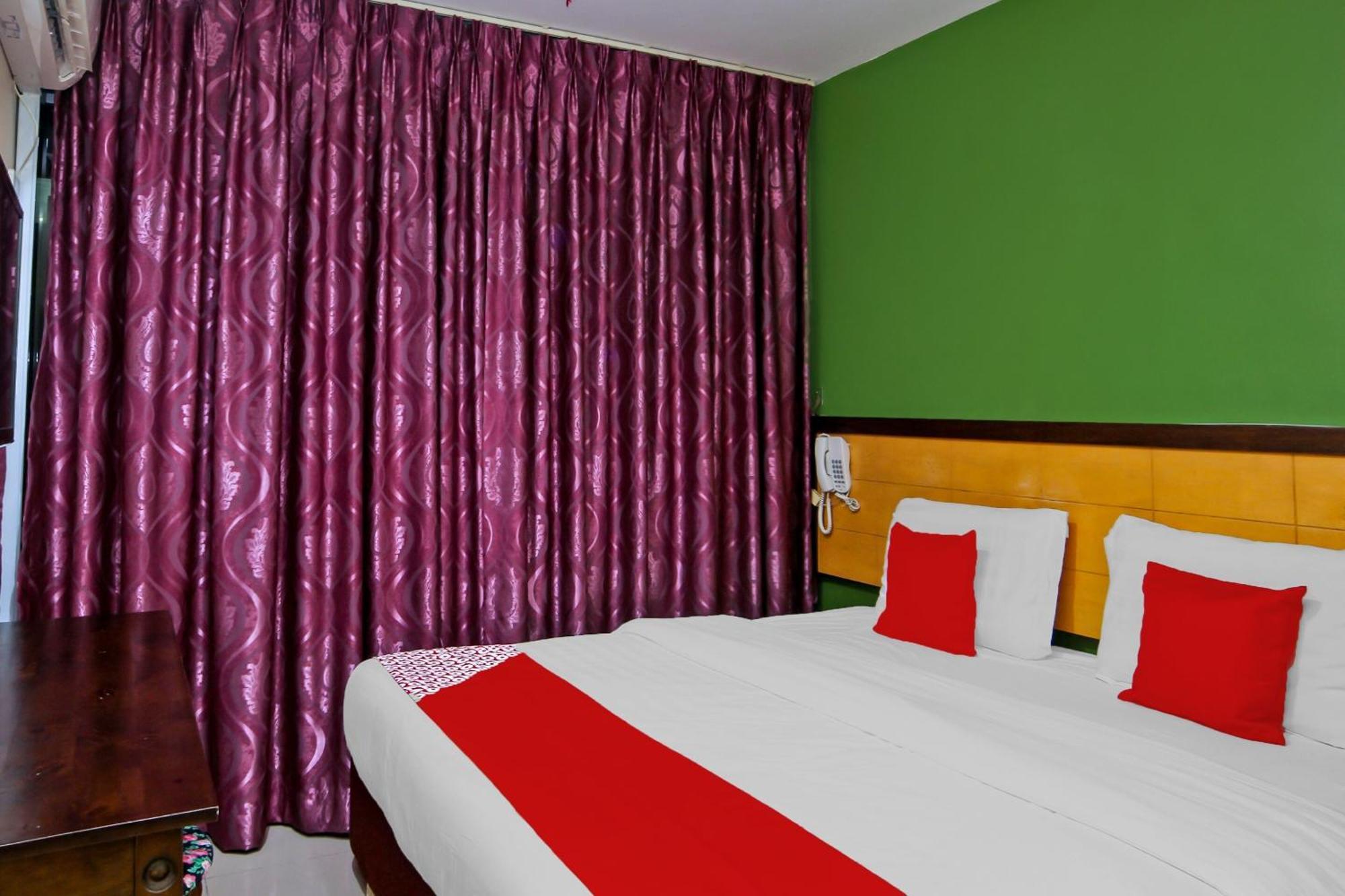 Oyo 44054 Holiday Mansion Inn Sibu Dış mekan fotoğraf